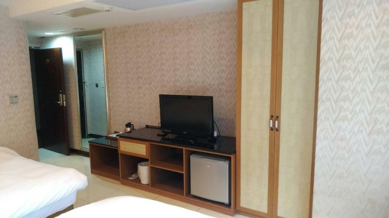 SCHÖN Hotel Kaohsiung Buitenkant foto