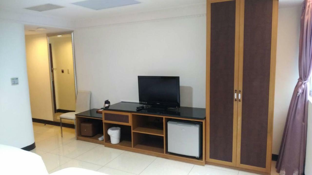 SCHÖN Hotel Kaohsiung Buitenkant foto